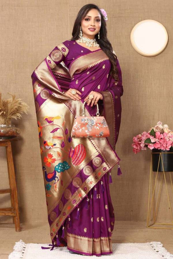 Soft Pethani Silk Saree Adorned with Traditional Sarees Zari and Minakari Weaving  in Surat