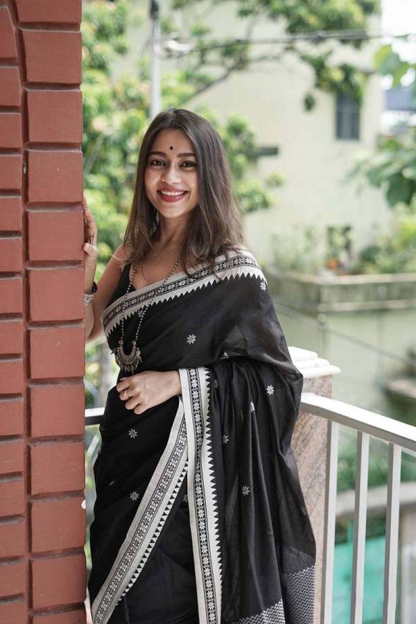 Stylish Party Looks Soft Cotton Saree with Small Border and Allovar Buti  in Surat