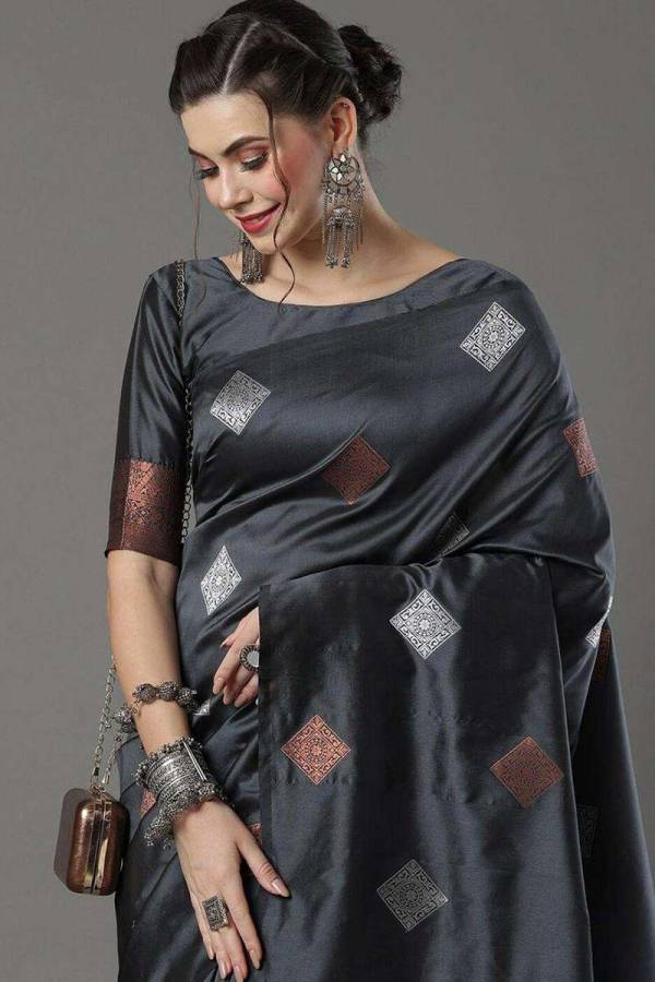 The Banarasi Saree Exquisite Silk Threads Woven with Intricate Techniques  in Surat