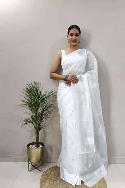 The Beautiful Luster of Silk Elevate Your Look with Elegance Manufacturers in Mumbai