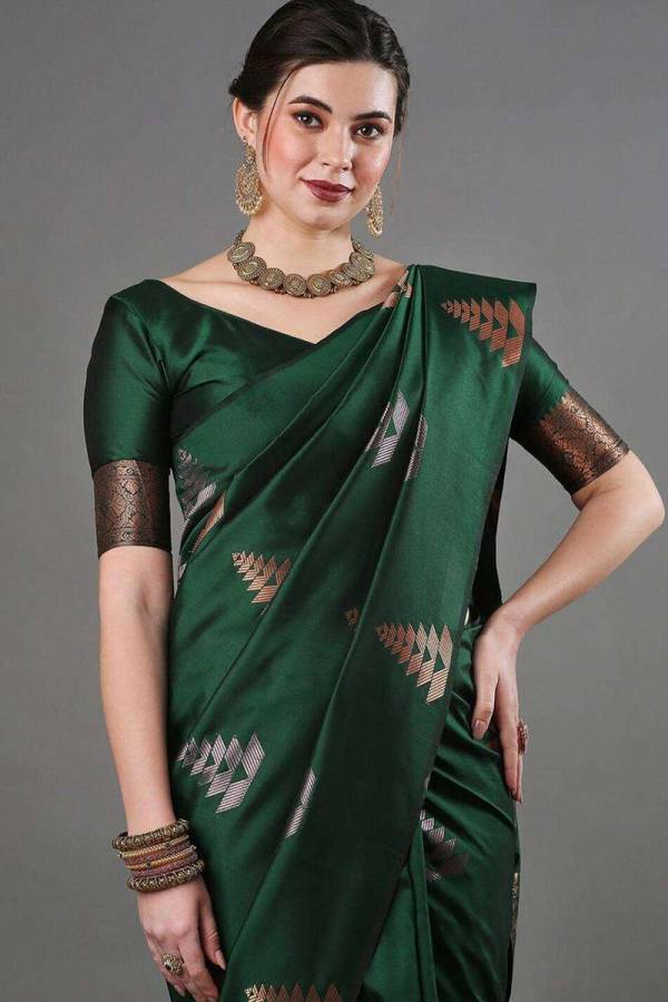 The Opulent Craftsmanship of Banarasi Sarees a Fusion of Brocade and Zari Work  in Surat
