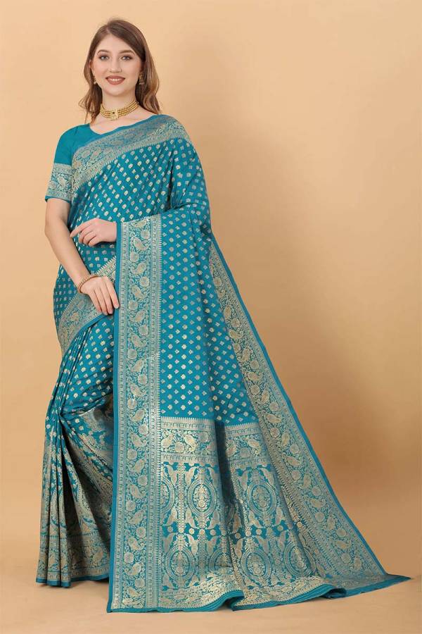 The Timeless Splendor of Kanjivaram Silk Sarees with Zari Weaving  in Surat
