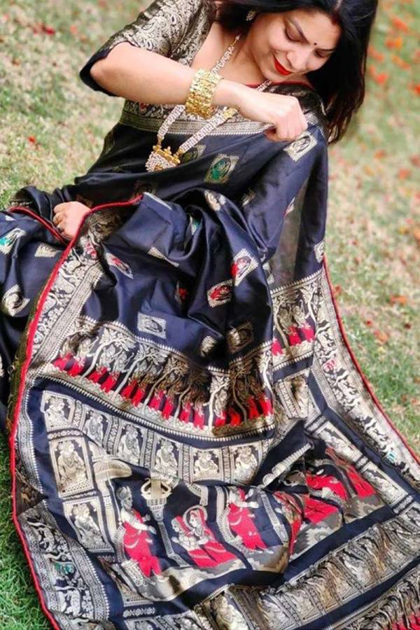 Threads of Tradition Elevate Your Saree with the Beauty of Indian Weaving  in Surat