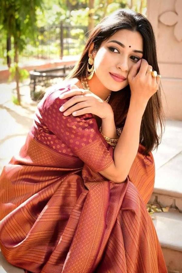 Tone-on-Tone Jacquard Banarasi Soft Silk Saree with Rich Pallu in Purple, Rust and Pink  in Surat
