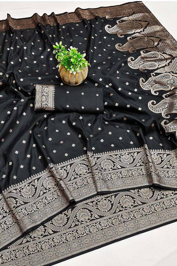 Tradition Meets Luxury Zari Weaving on Banarasi Silk Sarees  in Surat