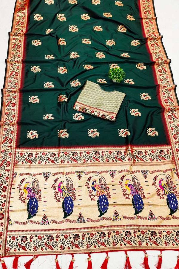 Traditional Charm Rich Pallu and Contrast Border in Soft Pethani Silk Design Saree  in Surat