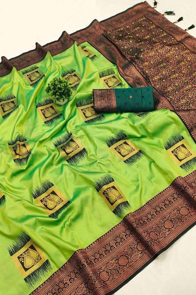 Traditional Elegance Kanjivaram Silk Saree with Self-Weaving Design in Surat