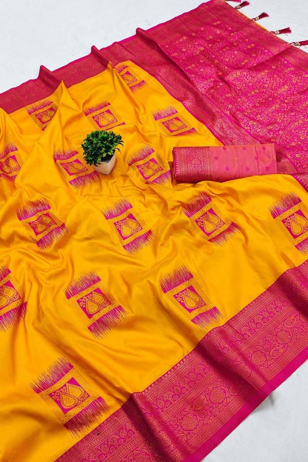 Traditional Elegance Kanjivaram Silk Saree with Self Weaving Design  in Surat