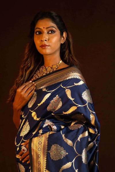 Traditional Navy Blue Saree with Elegant Golden Motifs in Surat