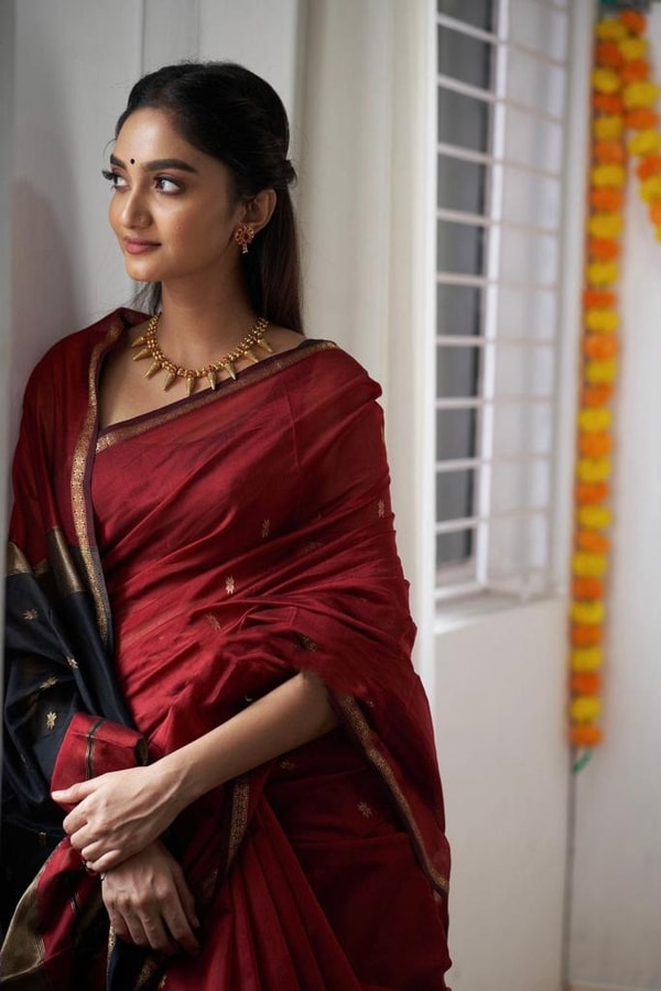 Two-Tone Contrast Pallu Banarasi Soft Silk Saree with Zari Buttis in Nine Colour Pairs  in Surat