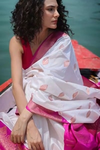 White Banarasi Soft Silk Saree with Rani Pink Border and Pink Zari Buttas  in Surat