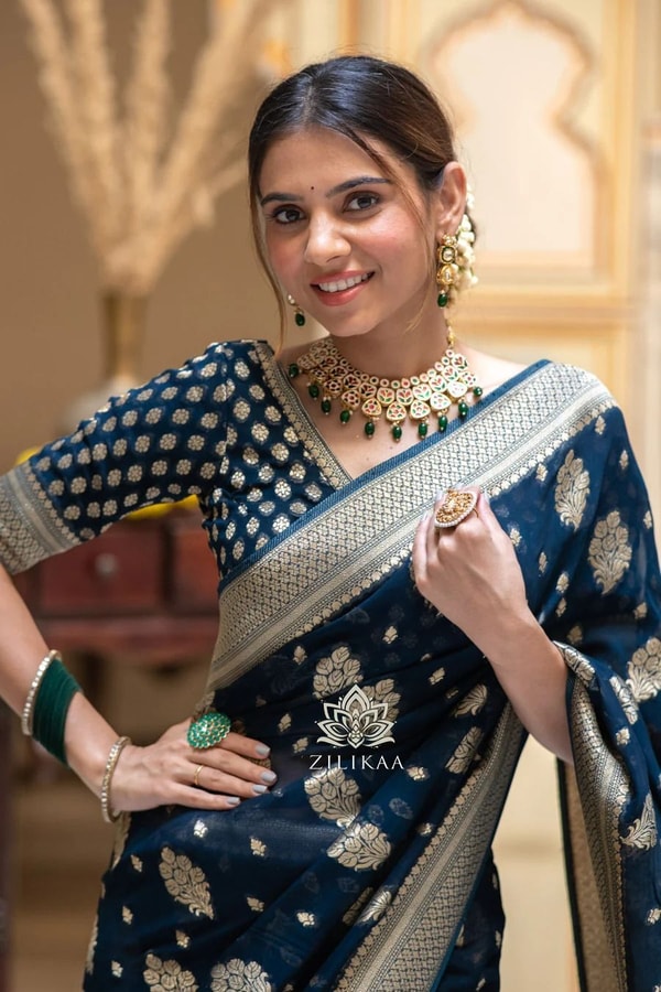 Zari Floral Butta Banarasi Soft Silk Saree with Brocade Pallu in Seven Festive Shades  in Surat