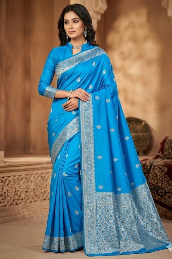 Zari Paisley Butta Saree with Wide Paisley Border and Rich Woven Pallu in Seven Shades  in Surat