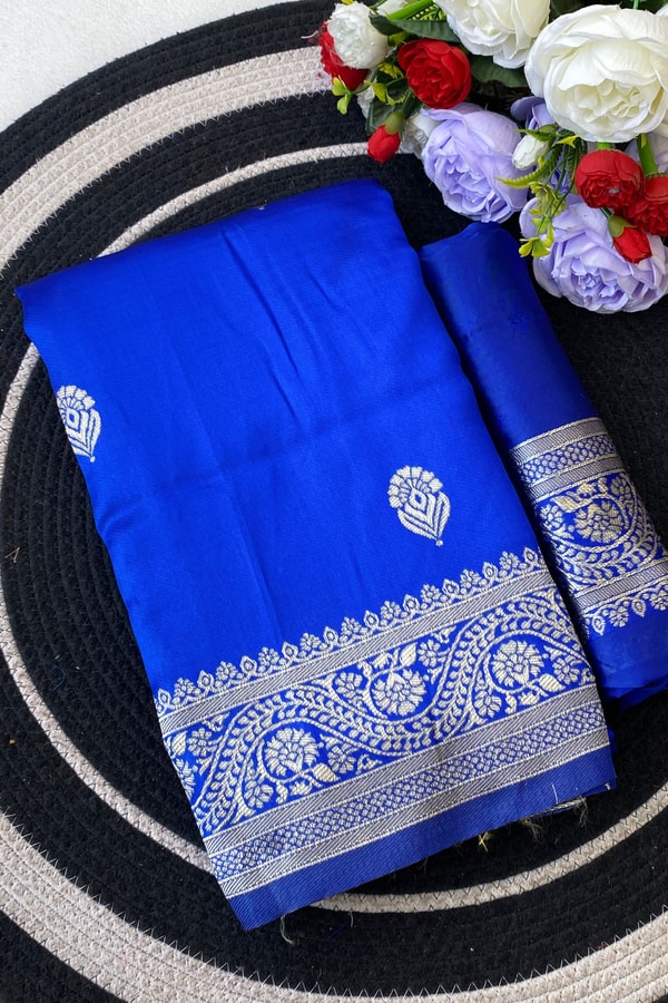 Zari Paisley Butta Saree with Wide Paisley Border and Rich Woven Pallu in Seven Shades  in Surat