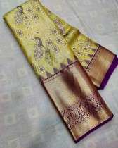 Rich Pallu and Heavy Golden Zari Weaving on an Elegant Allover Flower Design